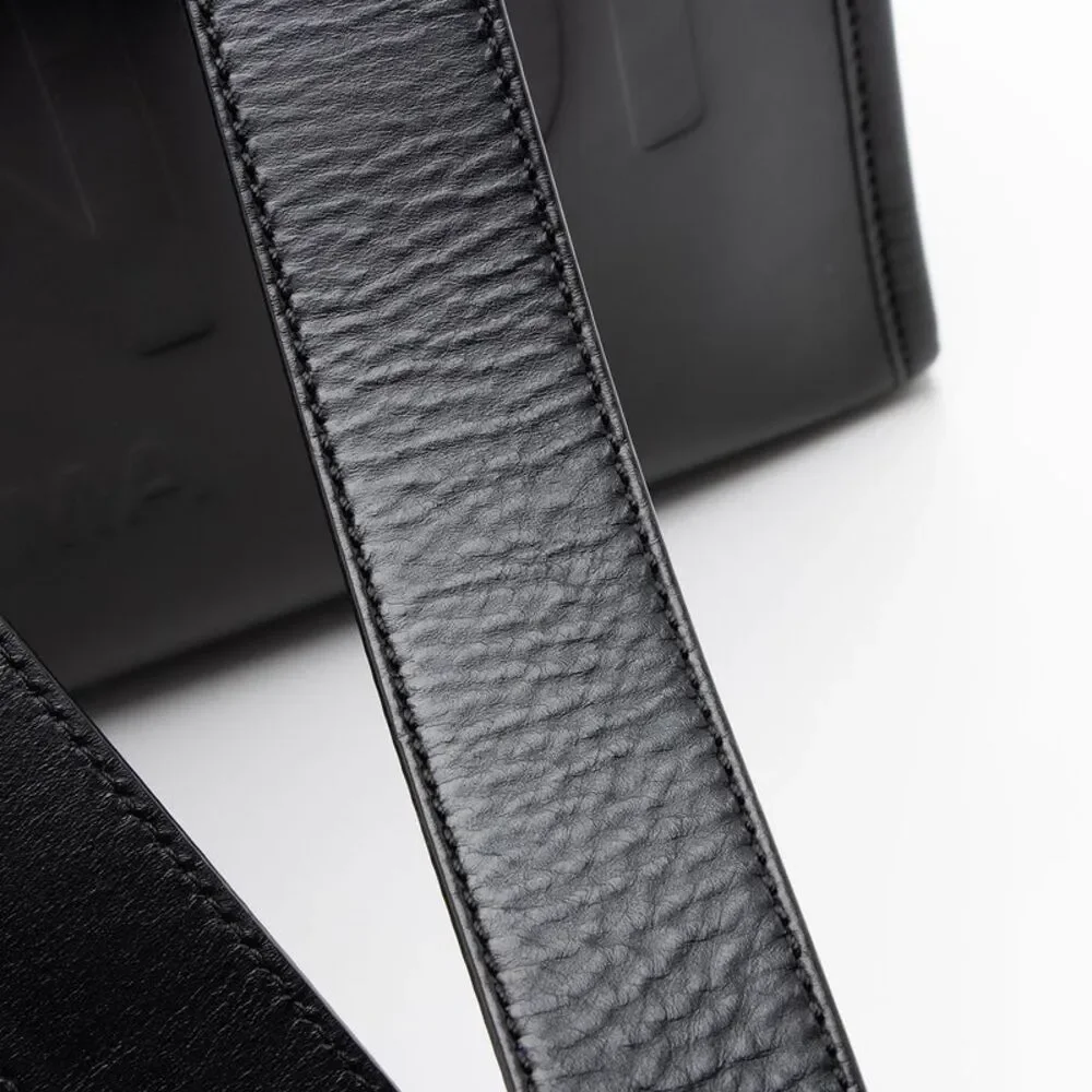 Fendi Leather Sunshine Medium Shopper Tote - Picture 11 of 13